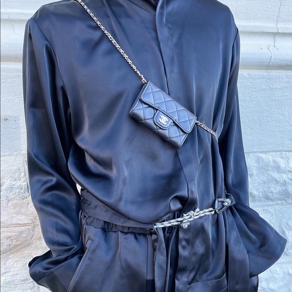 ✨SOLD✨Chanel GHW Mini Belt Bag - Picture 3 of 10